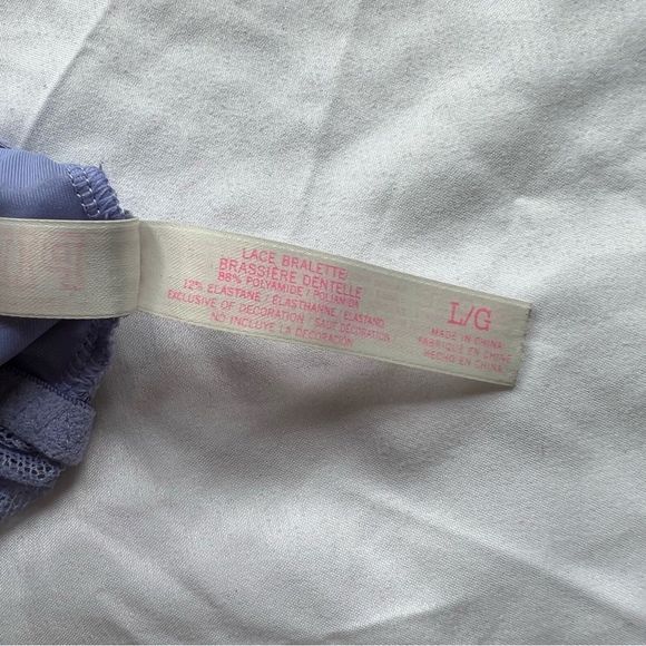 Victoria’s Secret PINK - Light Purple Lace Bralette - Size Medium - Picture 6 of 8